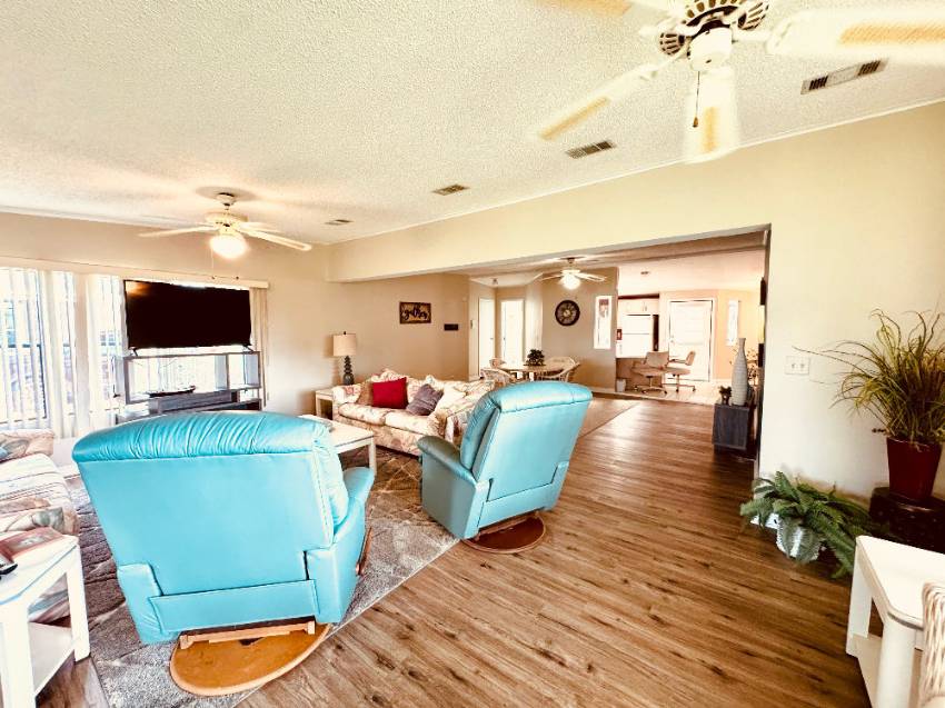 4622 Alvamar Trail a Lakeland, FL Mobile or Manufactured Home for Sale